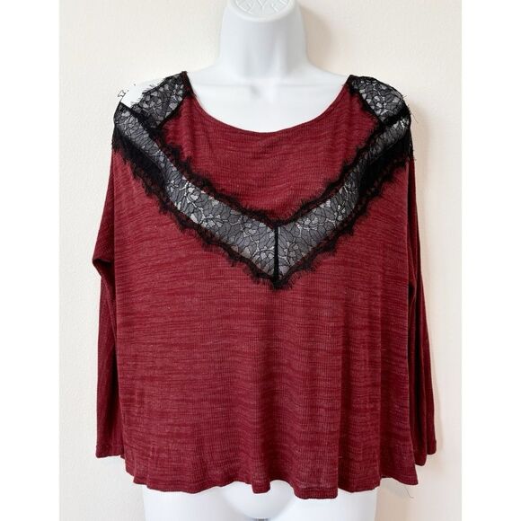 Pins & Needles Cold Shoulder Mixed Media Burgundy Lace Top Womens Medium - Picture 2 of 11